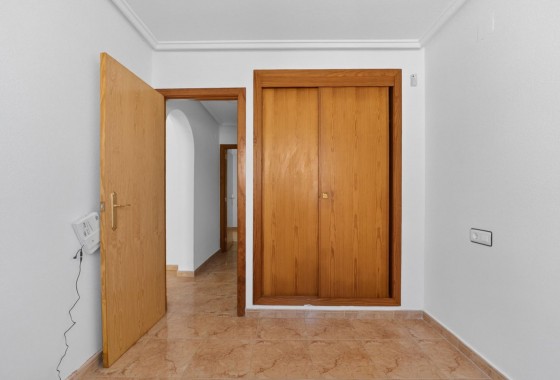 Segunda Mano - Apartamento - Torrevieja - El limonar