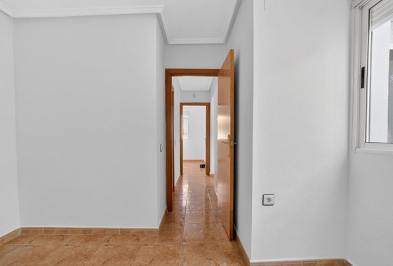 Segunda Mano - Apartamento - Torrevieja - El Limonar