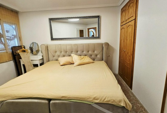 Segunda Mano - Apartamento - Torrevieja - Nueva Torrevieja
