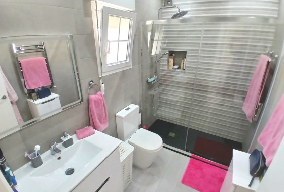 Resale - Detached Villa - Villamartin - Costa Blanca