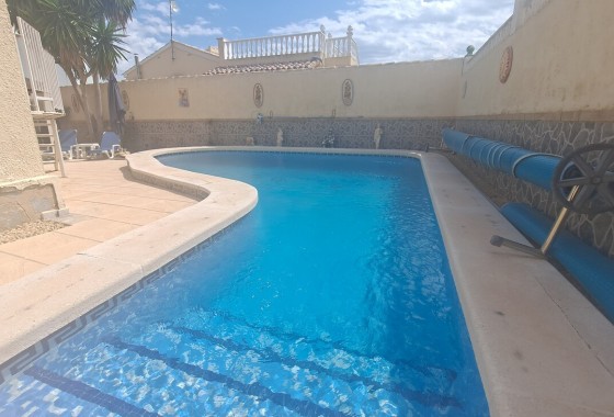Resale - Detached Villa - Villamartin - Costa Blanca