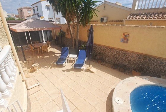 Resale - Detached Villa - Villamartin - Costa Blanca