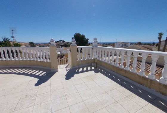 Resale - Detached Villa - Villamartin - Costa Blanca