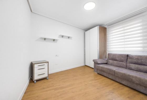 Segunda Mano - Apartamento - Torrevieja - Centro