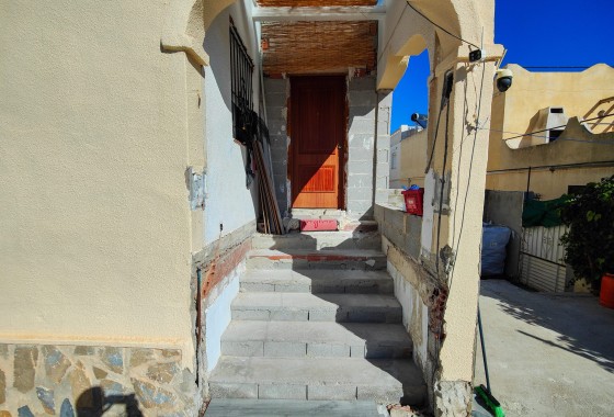 Segunda Mano - Chalet - San Miguel de Salinas - Inland