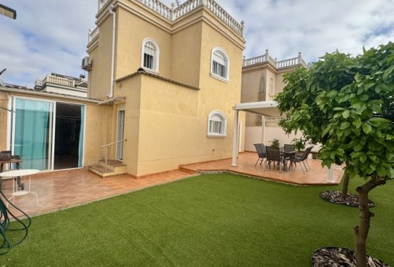 Segunda Mano - Chalet - Torrevieja - Costa Blanca