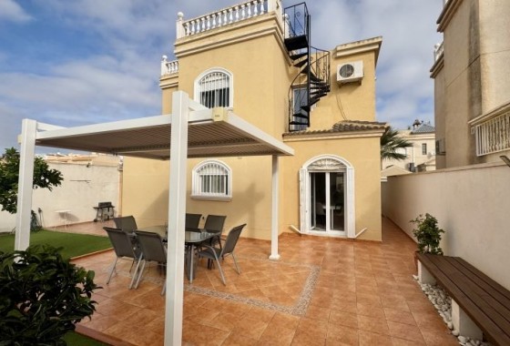 Segunda Mano - Chalet - Torrevieja - Costa Blanca