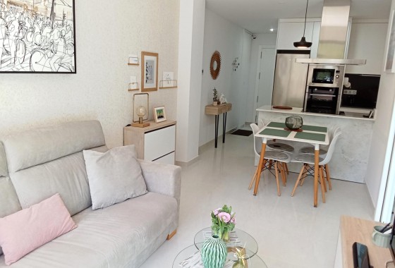 Segunda Mano - Apartamento - Torrevieja - Estacion de autobuses