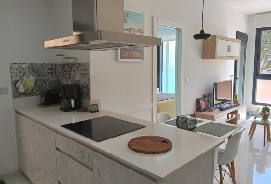 Segunda Mano - Apartamento - Torrevieja - Estacion de autobuses