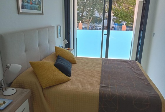 Segunda Mano - Apartamento - Torrevieja - Estacion de autobuses