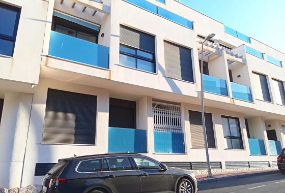 Segunda Mano - Apartamento - Torrevieja - Estacion de autobuses