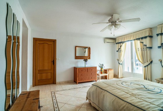 Revente - Villa - Orihuela Costa - Orihuela