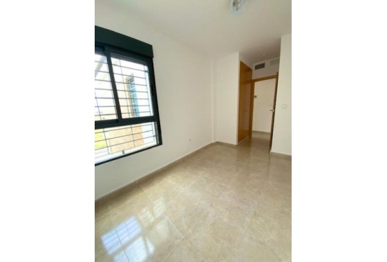 Segunda Mano - Chalet - Roldan - Inland