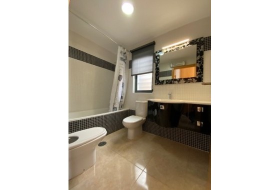Segunda Mano - Chalet - Roldan - Inland