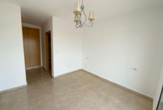 Segunda Mano - Chalet - Roldan - Inland