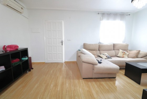 Revente - Maison mitoyenne - Torrevieja - Carrefour