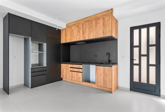 Segunda Mano - Apartamento - San Miguel de Salinas - Inland