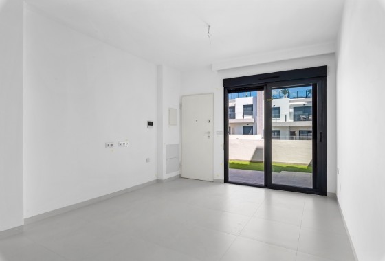 Segunda Mano - Apartamento - San Miguel de Salinas - Inland