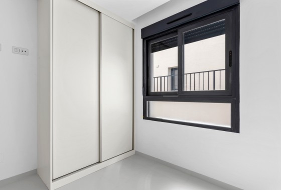 Segunda Mano - Apartamento - San Miguel de Salinas - Inland