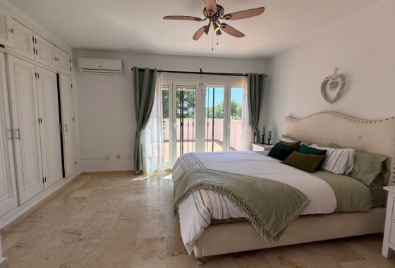 Revente - Villa - Orihuela Costa - Inland