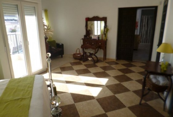Resale - Detached Villa - Villamartin - Costa Blanca