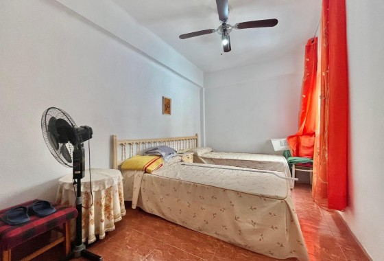 Segunda Mano - Apartamento - Torrevieja - Estacion de autobuses