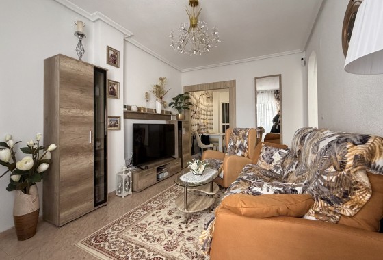 Segunda Mano - Apartamento - Torrevieja - Urb. Calas Blancas III