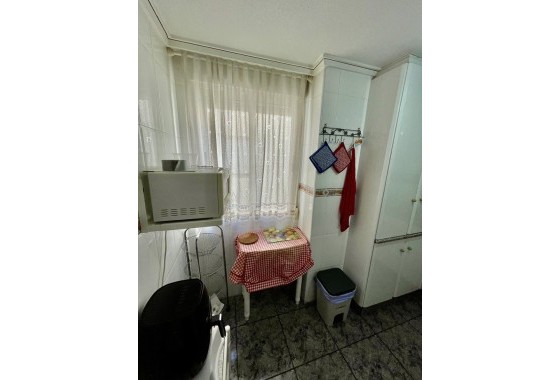 Segunda Mano - Apartamento - Torrevieja - Playa de cura