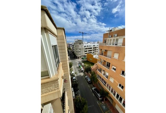 Segunda Mano - Apartamento - Torrevieja - Playa de cura