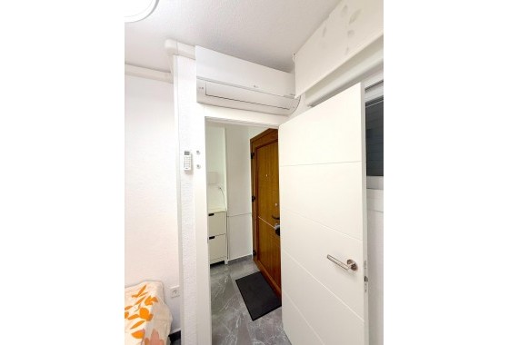 Revente - Appartement - Torrevieja - Cabo cervera
