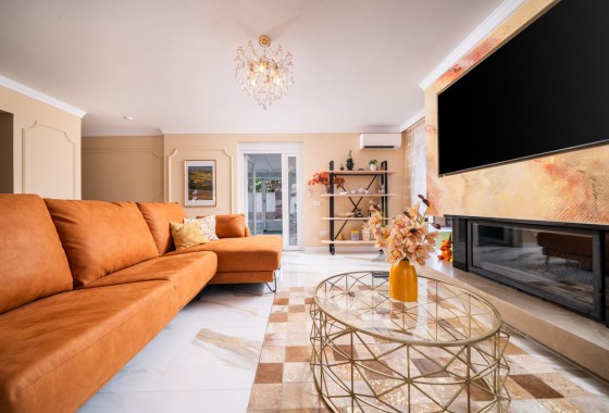 Resale - Detached Villa - Torrevieja - Costa Blanca