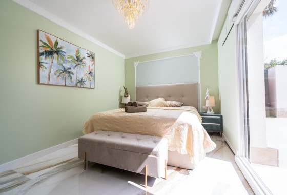 Resale - Detached Villa - Torrevieja - Costa Blanca