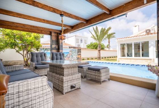 Resale - Detached Villa - Torrevieja - Costa Blanca