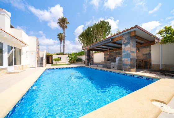 Resale - Detached Villa - Torrevieja - Costa Blanca