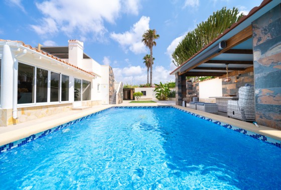 Resale - Detached Villa - Torrevieja - Costa Blanca