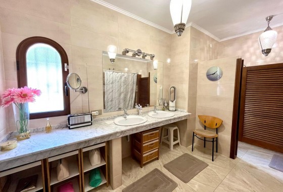 Revente - Villa - Villamartin - Costa Blanca