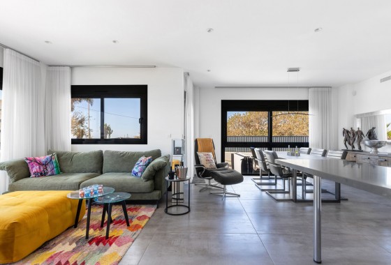 Revente - Villa - Torrevieja - Rosaleda