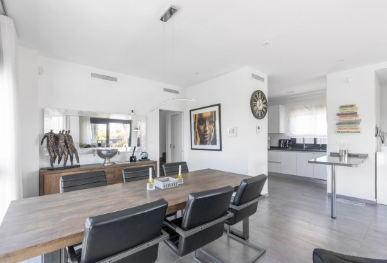 Revente - Villa - Torrevieja - Rosaleda