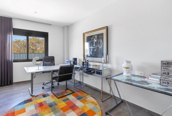 Revente - Villa - Torrevieja - Rosaleda