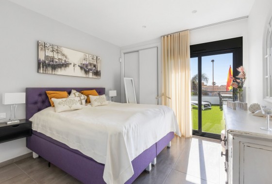 Revente - Villa - Torrevieja - Rosaleda