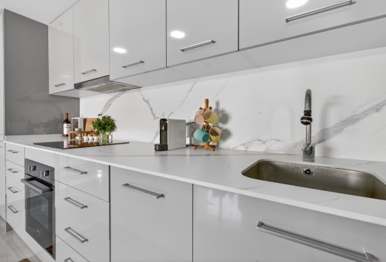Resale - Apartment - Torrevieja - Playa Los Locos