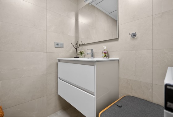 Resale - Apartment - Torrevieja - Playa Los Locos