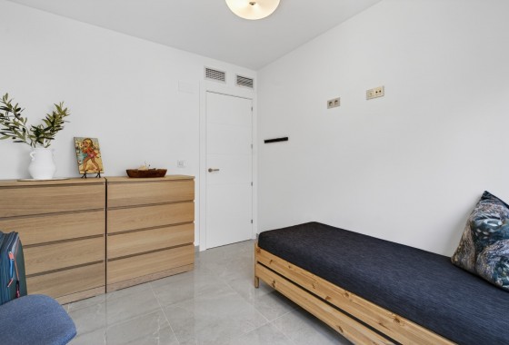 Resale - Apartment - Torrevieja - Playa Los Locos