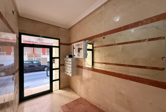 Segunda Mano - Apartamento - Torrevieja - Playa del Cura