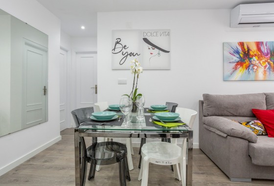 Resale - Apartment - Vistabella Golf