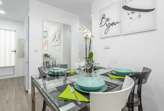 Resale - Apartment - Vistabella Golf