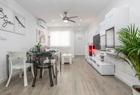 Resale - Apartment - Vistabella Golf