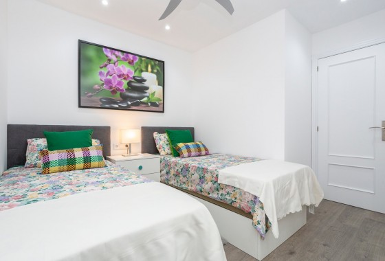 Resale - Apartment - Vistabella Golf