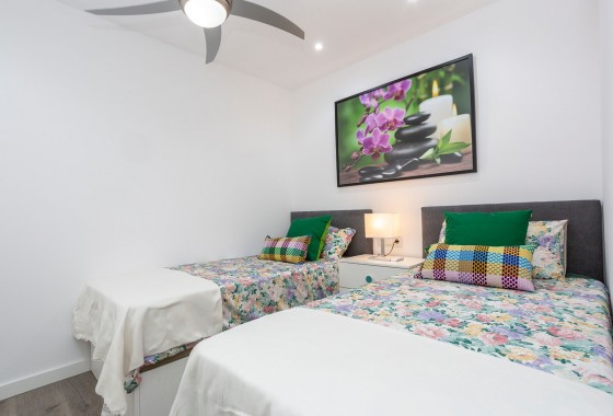 Resale - Apartment - Vistabella Golf