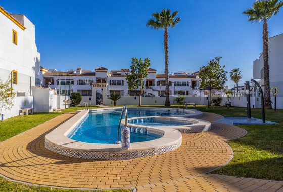 Resale - Apartment - Vistabella Golf